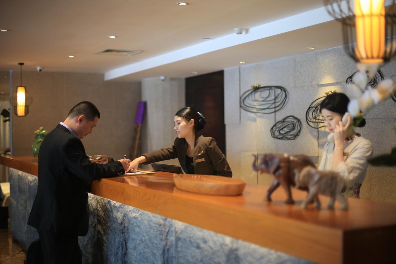 Relax Season Hotel Dongmen Shenzhen Exterior foto
